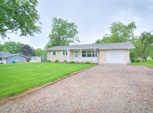 7 McDonald Ave, Forsyth, IL 62535