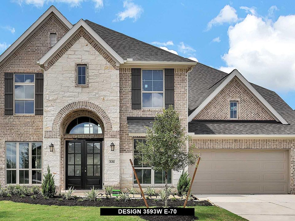 1st image of 31203 Crescent Hill Dr