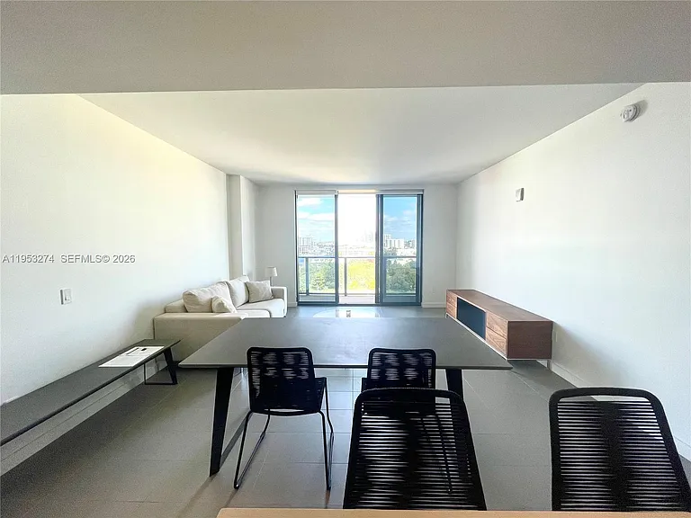 1600 NE 1st Ave #1018 — Photo 7