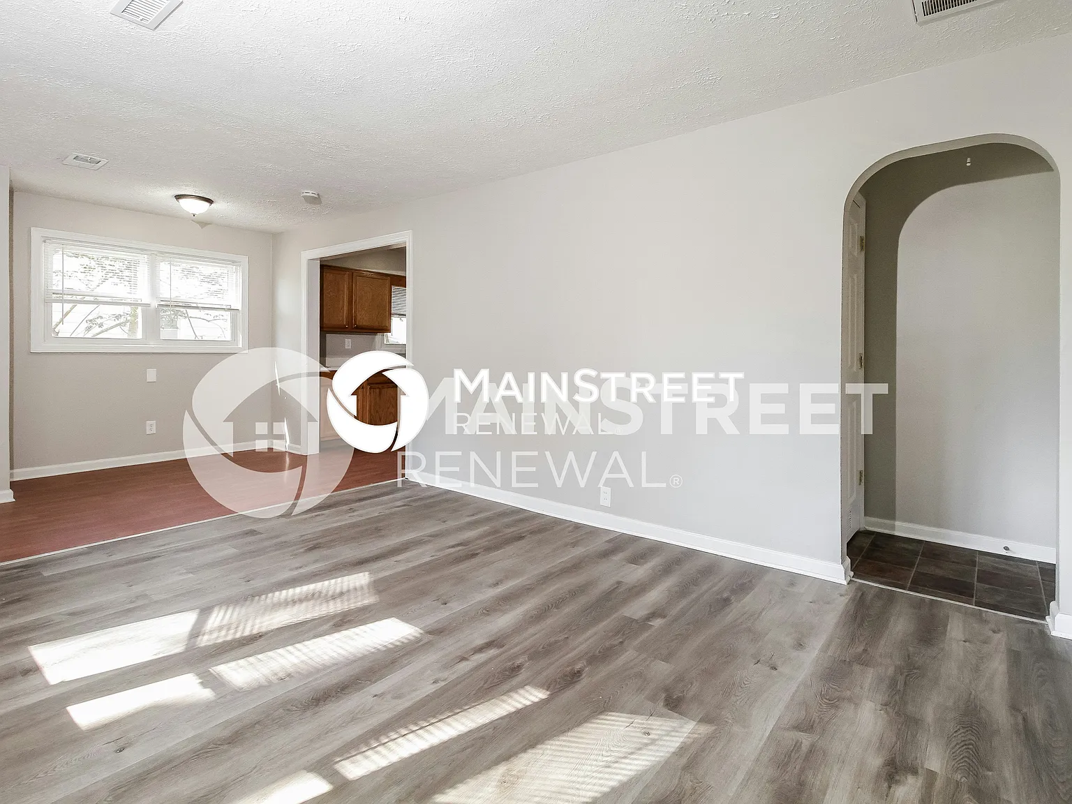 5304 Vista John Dr — Photo 3