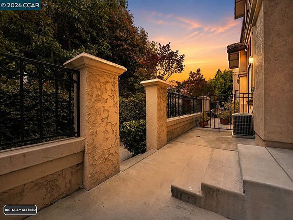 5th image of 106 Santa Ines St
