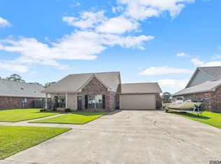 34249 Hawks Cv, Denham Springs, LA 70706