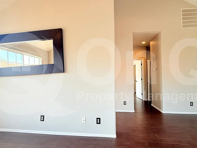 1633 E Lakeside Dr #80 — Photo 5