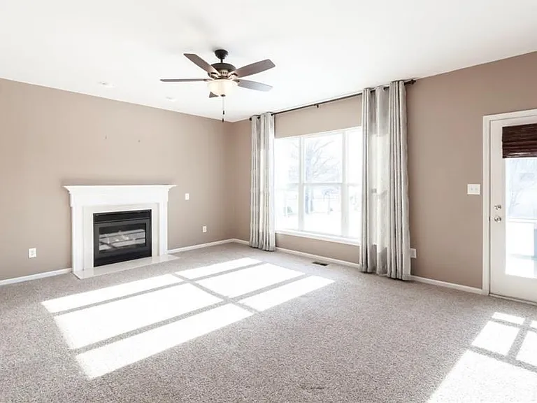 9972 Parkshore Dr — Photo 26