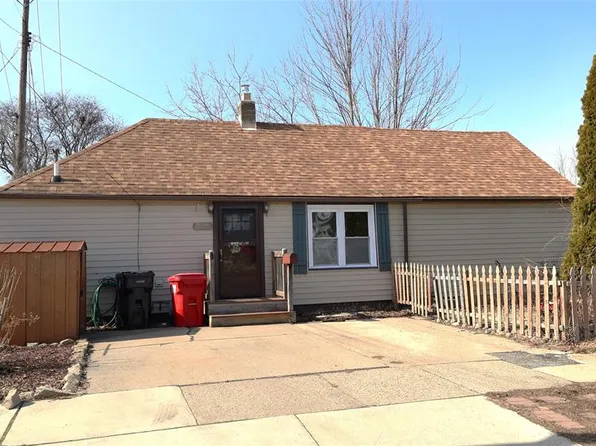 15676 Frazho Rd, Roseville, MI 48066