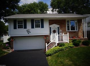 1040 Bennett Ave NW, Warren, OH