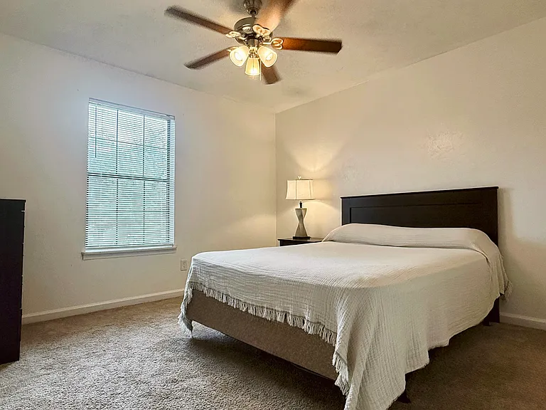 4728 Pimlico Dr — Photo 17