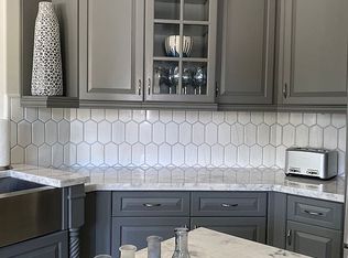 9785 SW 60th St, Miami, FL 33173