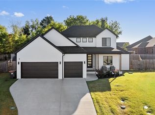 1019 Marbella Ct, Cave Springs, AR 72718