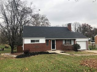 1798 Devils Backbone Rd, Cincinnati, OH 45233