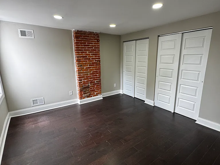 814 N Adams St #3 — Photo 12