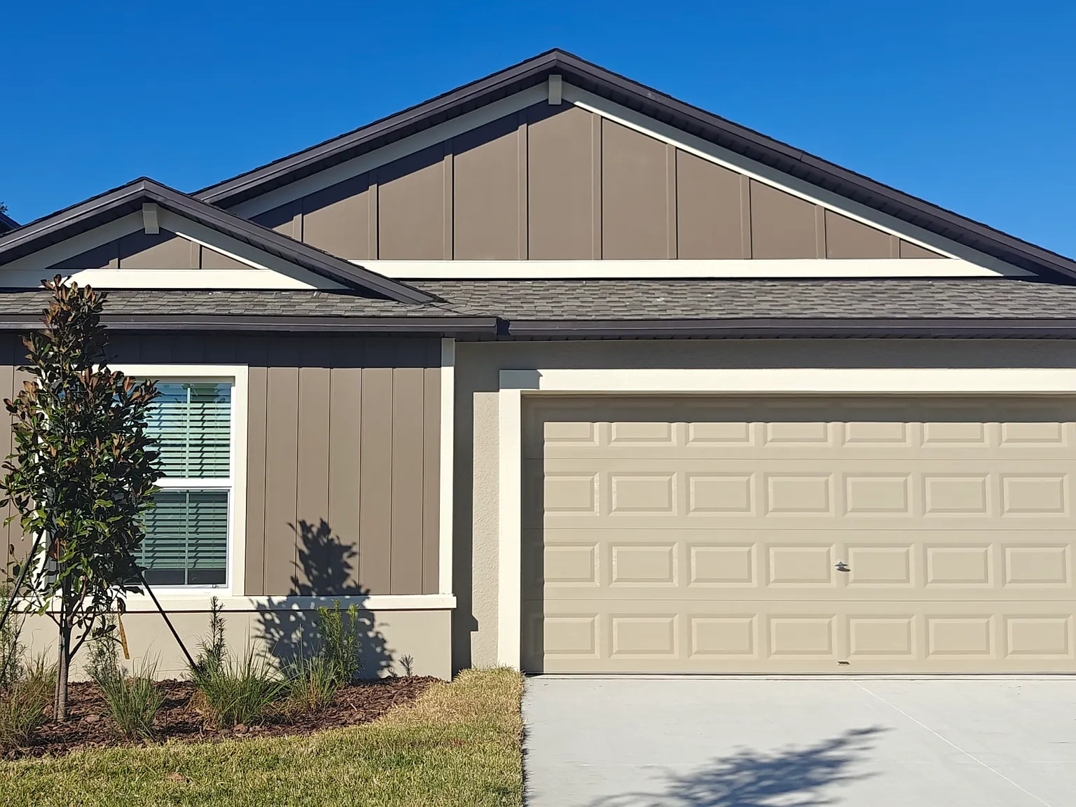 4 bed, 1817 sqft, $2,250 — Photo 2