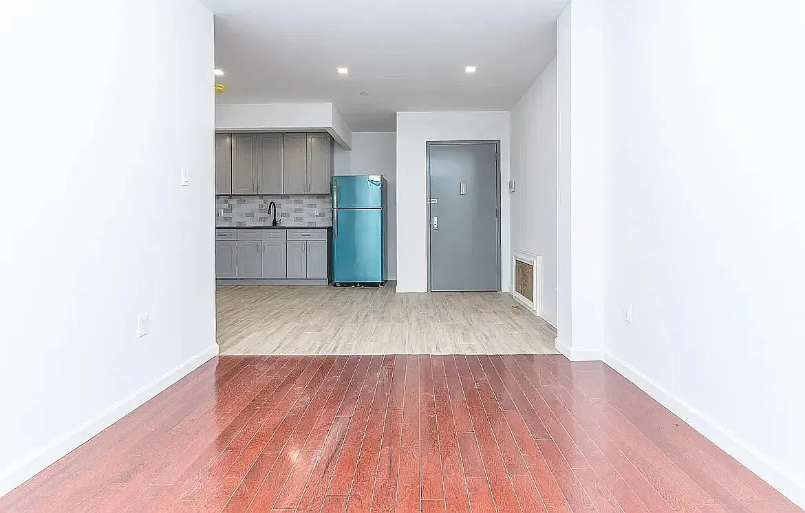 323 49th Street — Photo 3