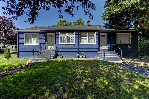 2904 E Denny Way #2904 Photo 1