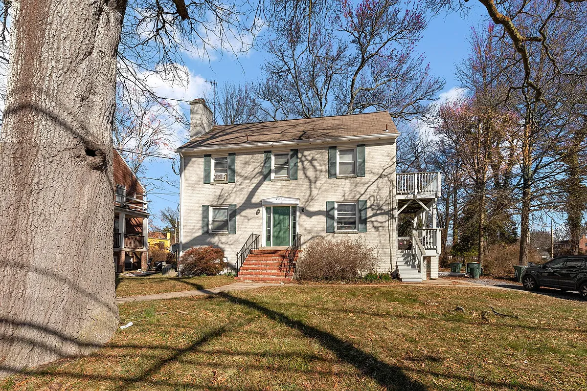 Building Photo - 4506 Guilford Rd #3