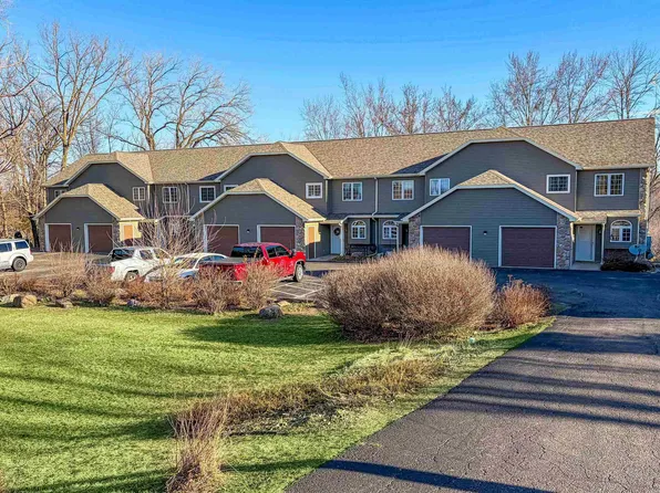 1066 Hillside Dr APT 6, Wisconsin Dells, WI 53965
