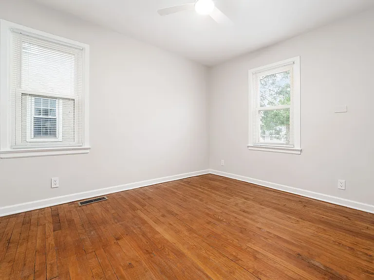 884 S Chesterfield Rd — Photo 14