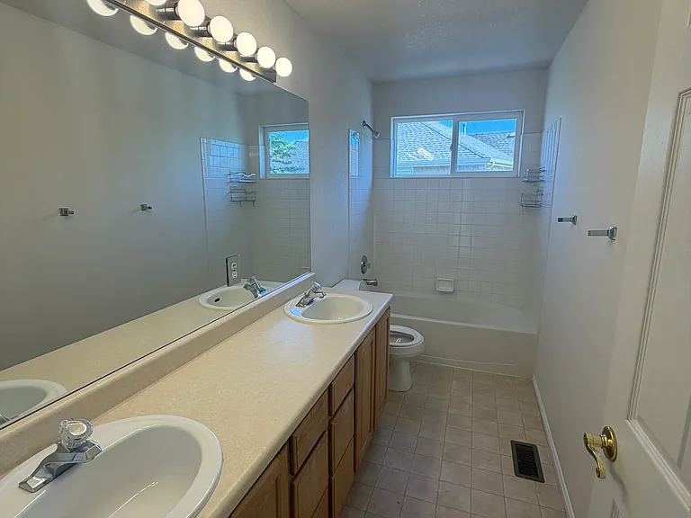 5891 S Tibet St — Photo 12