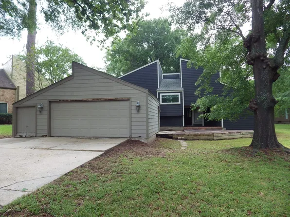 109 Springs Edge Dr, Montgomery, TX 77356