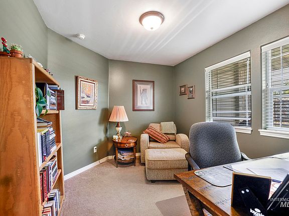 4th image of 2539 Ironwood Ave