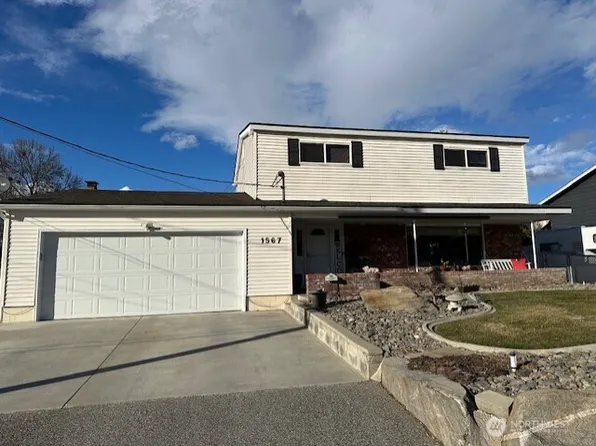 1567 2nd Street SE, East Wenatchee, WA 98802