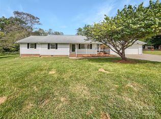 156 Walking Horse Run, Stanley, NC 28164