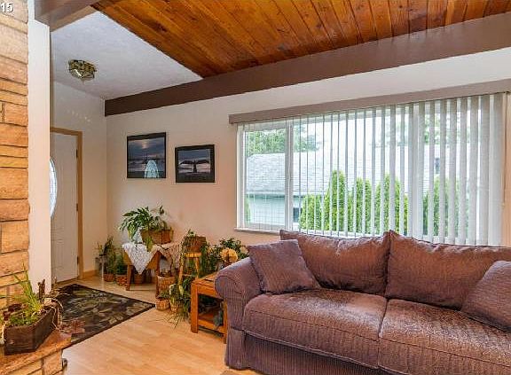 4th image of 5750 Hacienda Ave
