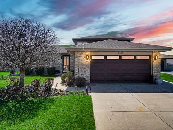 8445 162nd St, Tinley Park, IL 60487
