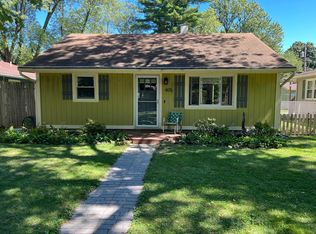 405 S 13th St, Chesterton, IN 46304