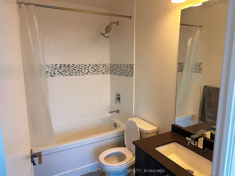 510 Curran Pl #1704 — Photo 11