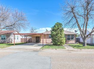 1105 Avenue B, Ballinger, TX 76821