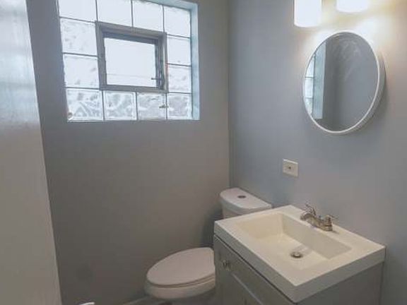 3rd image of 7950 S Lafayette Ave #1