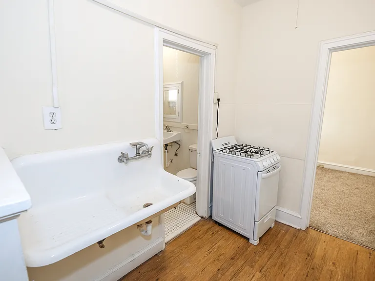 Santa Rosa Apartments — Photo 49