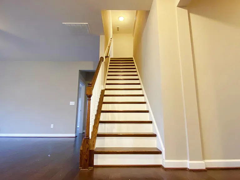 8012 Hergety Dr — Photo 14