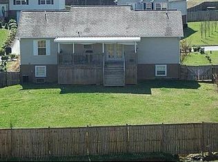 1581 Jasmine Trl, Sevierville, TN 37862