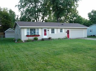 2048 Tulip Ln, Jenison, MI 49428