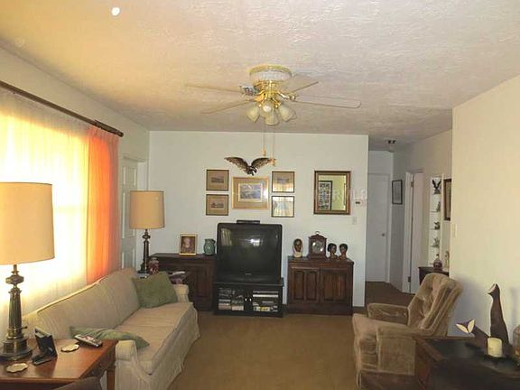 2nd image of 51 North Broadway