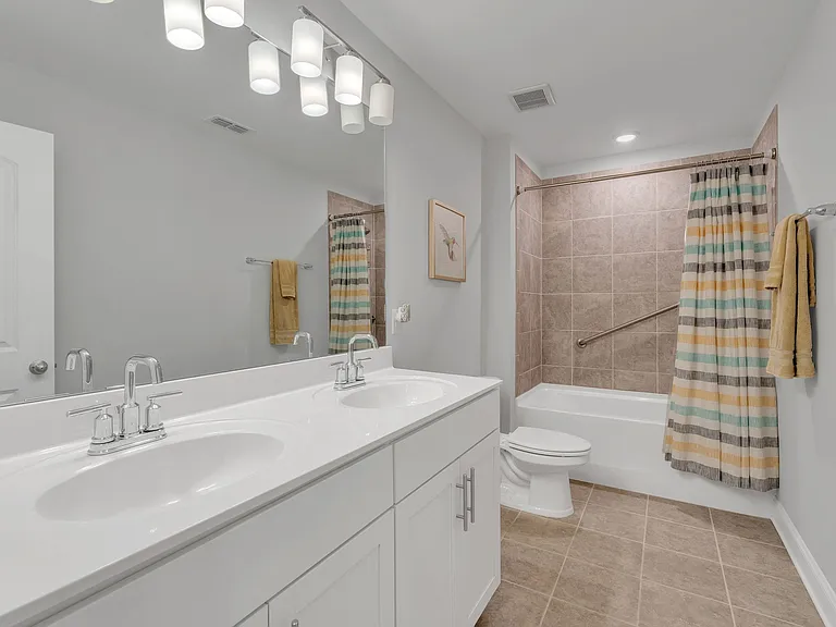4937 Riverbank Dr — Photo 24