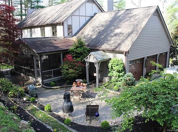 5th image of 224 Estate Dr