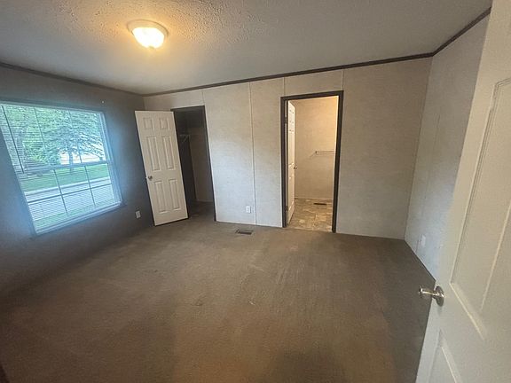 5th image of 6165 Robert Cir #273
