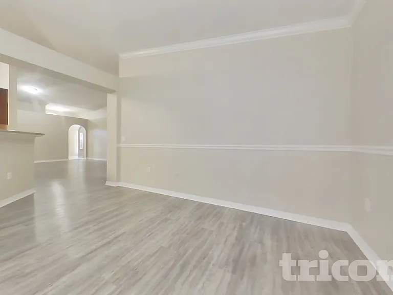 1120 Imperial Eagle St — Photo 5