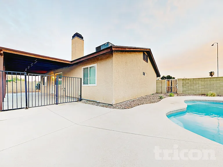 3413 E Dragoon Ave — Photo 15