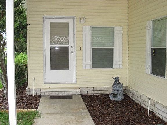 4th image of 19 Bayberry Dr