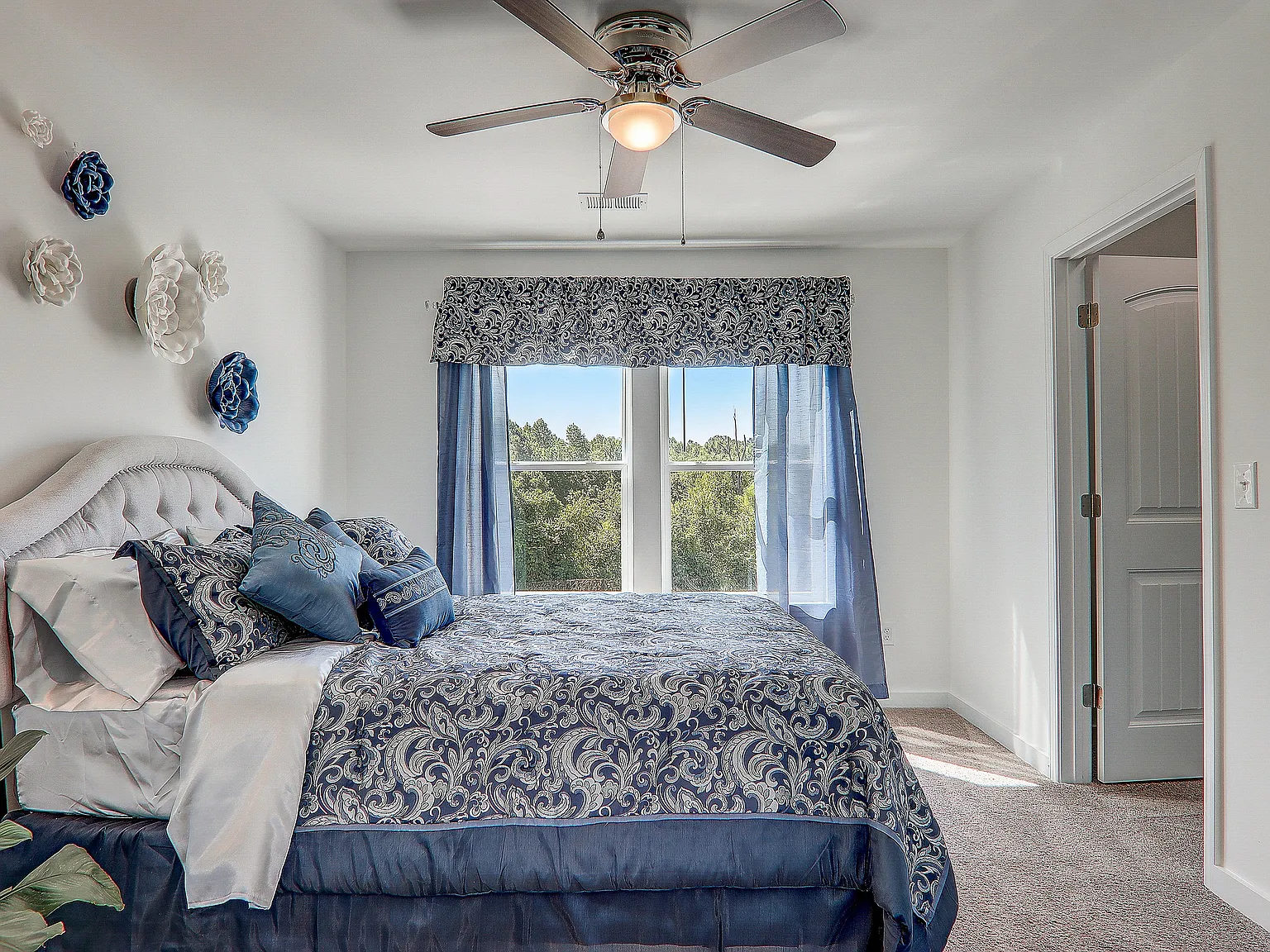 Marbella Townhomes — Photo 3