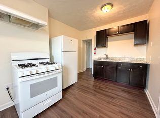 802 13th St APT 2, Mc Kees Rocks, PA
