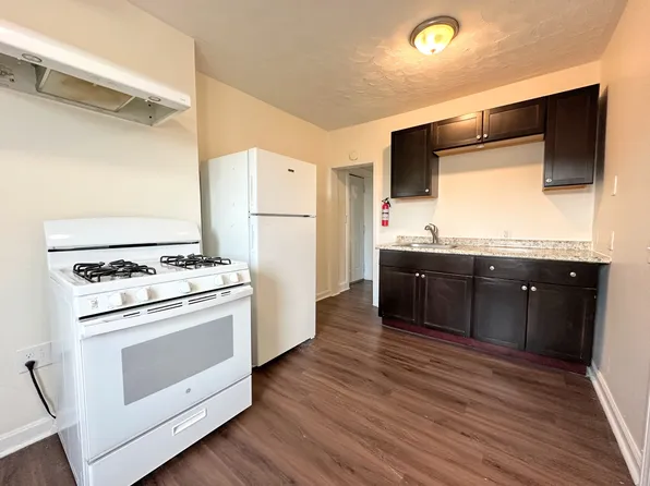 802 13th St APT 2, Mc Kees Rocks, PA 15136