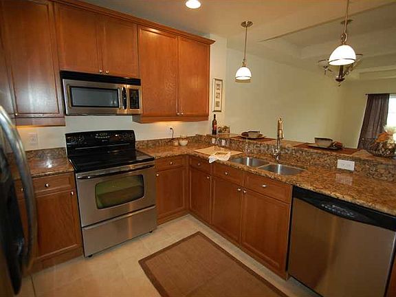 2nd image of 23301 Collina Way Unit 123