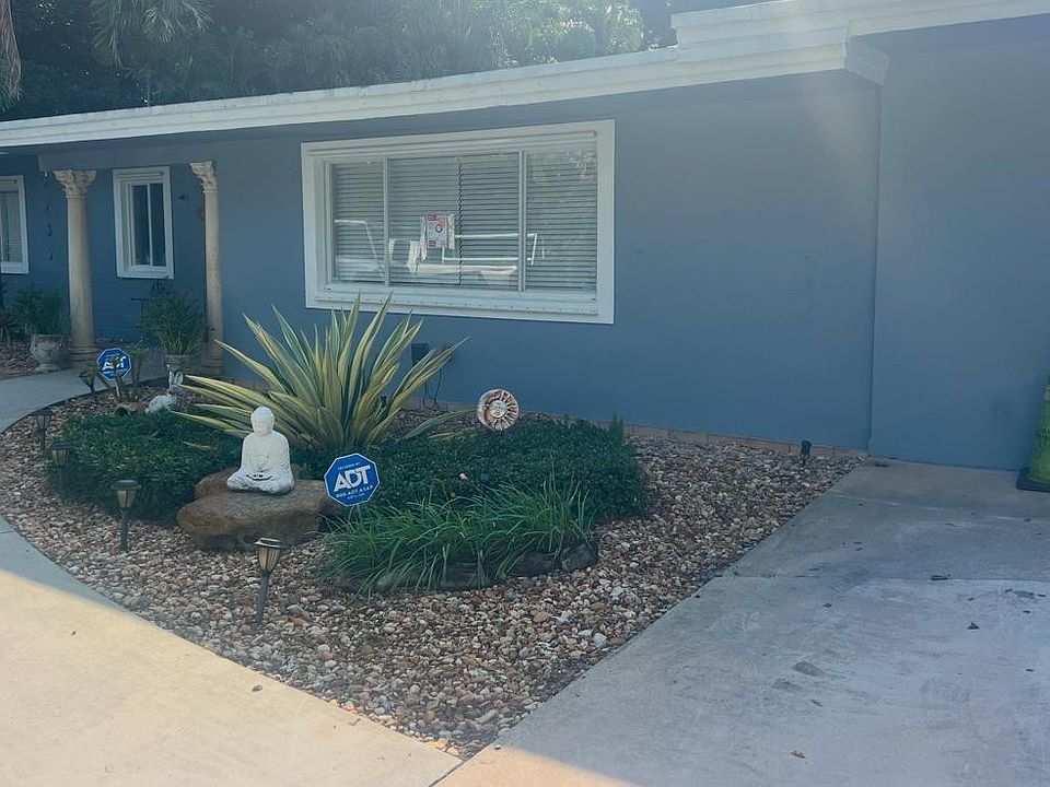 1st image of 14500 NE 2nd Avenue