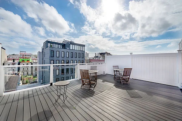 Rented by Metropolitan Res. Partners | media 11