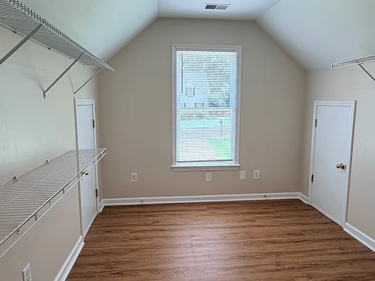 650 Cedar Creek Dr — Photo 45